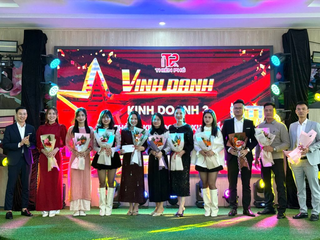 Vinh danh: Phòng kinh doanh 3