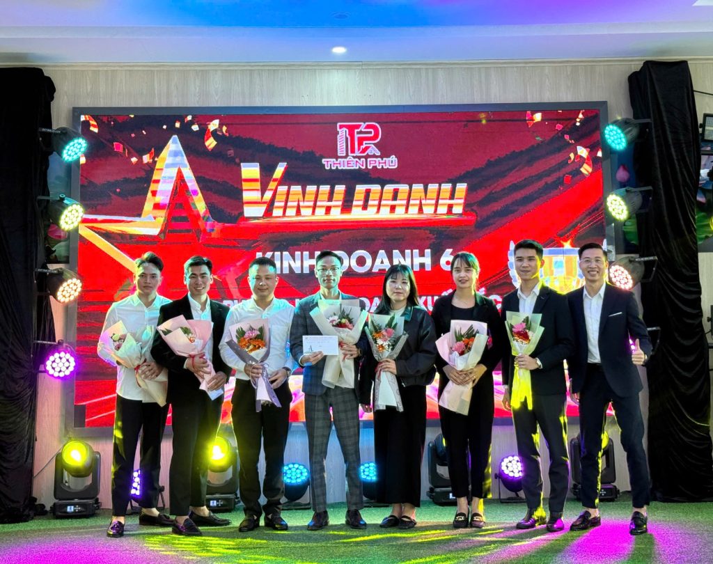 Vinh danh: Phòng kinh doanh 6
